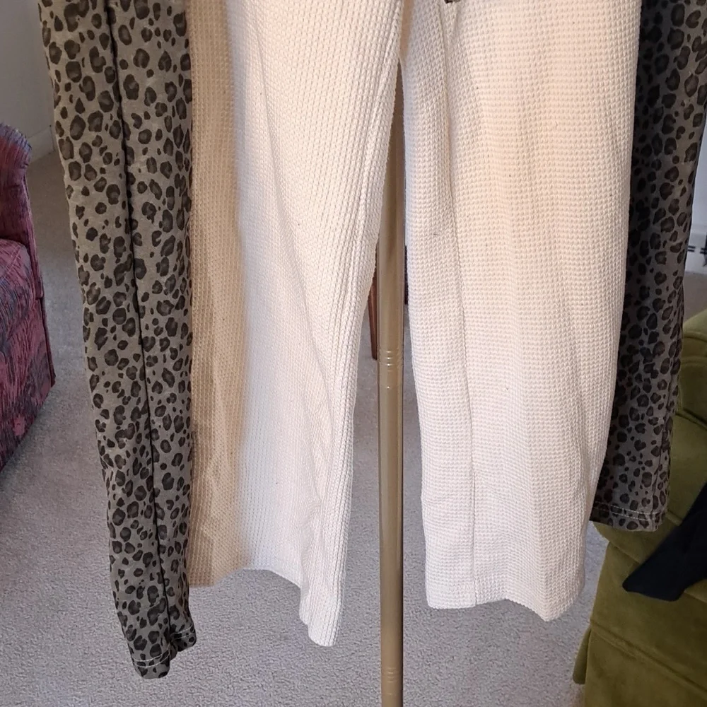 POL Two-Tone Leopard Trim Cream Lounge Pants Wide Leg Inseam 28.5 - Picture 4 of 9